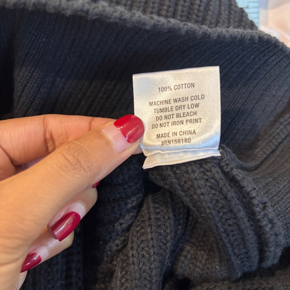 Honor the Gift black sweater - Picture 6 of 6